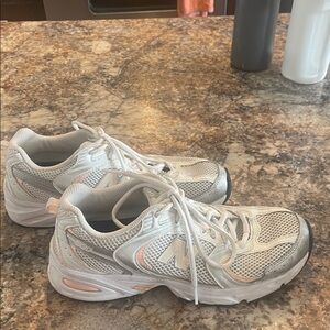 New Balance 530 Women's White and Silver Running Shoes